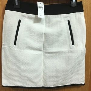 NEW Ann Taylor White Pencil Skirt